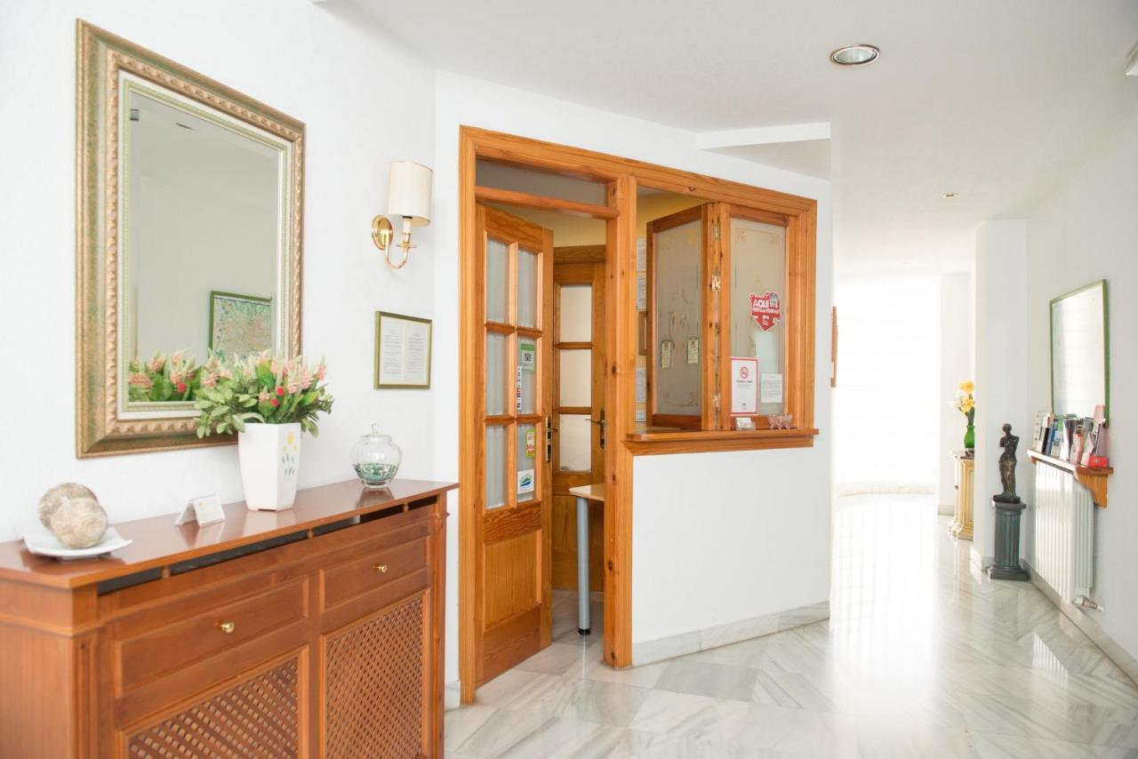 Hostal Camino Real กรานาดา ภายนอก รูปภาพ
